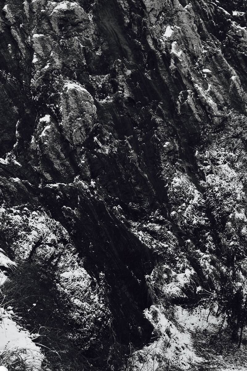 Seasons of Fissures 四野皆是魂